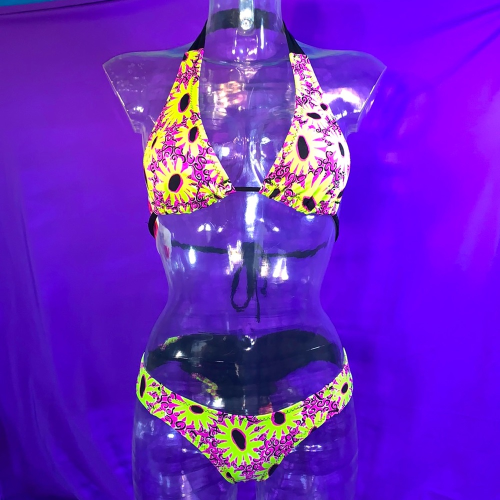 Crazy Daisy CandyRaver Hipster Halter Bikini M NWT
